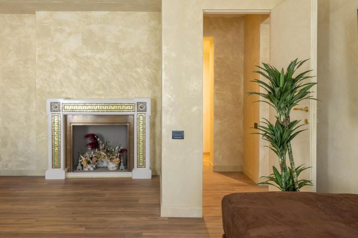 Pantheon Urbes Collection Rome